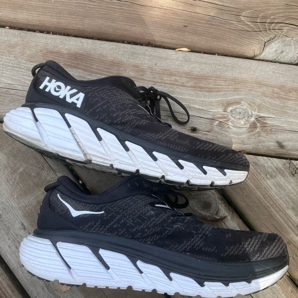 HOKA Graviota 4 Black and White Running Shoes - Picture 8 of 10
